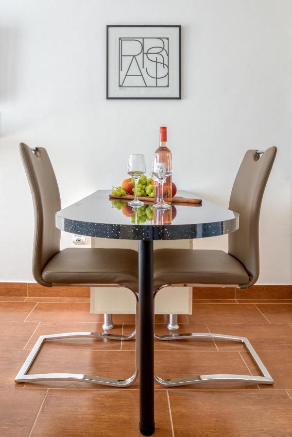 Apartment Elegant Котор Экстерьер фото