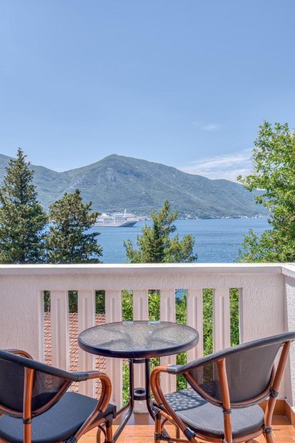 Apartment Elegant Котор Экстерьер фото